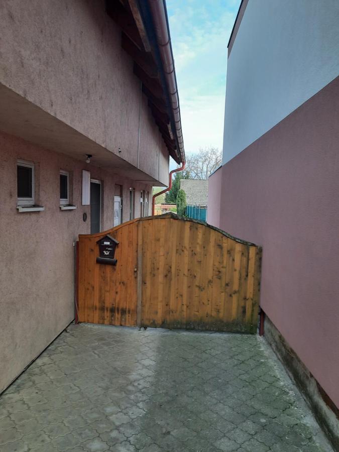 Apartman Chiarita Nemšová Zewnętrze zdjęcie